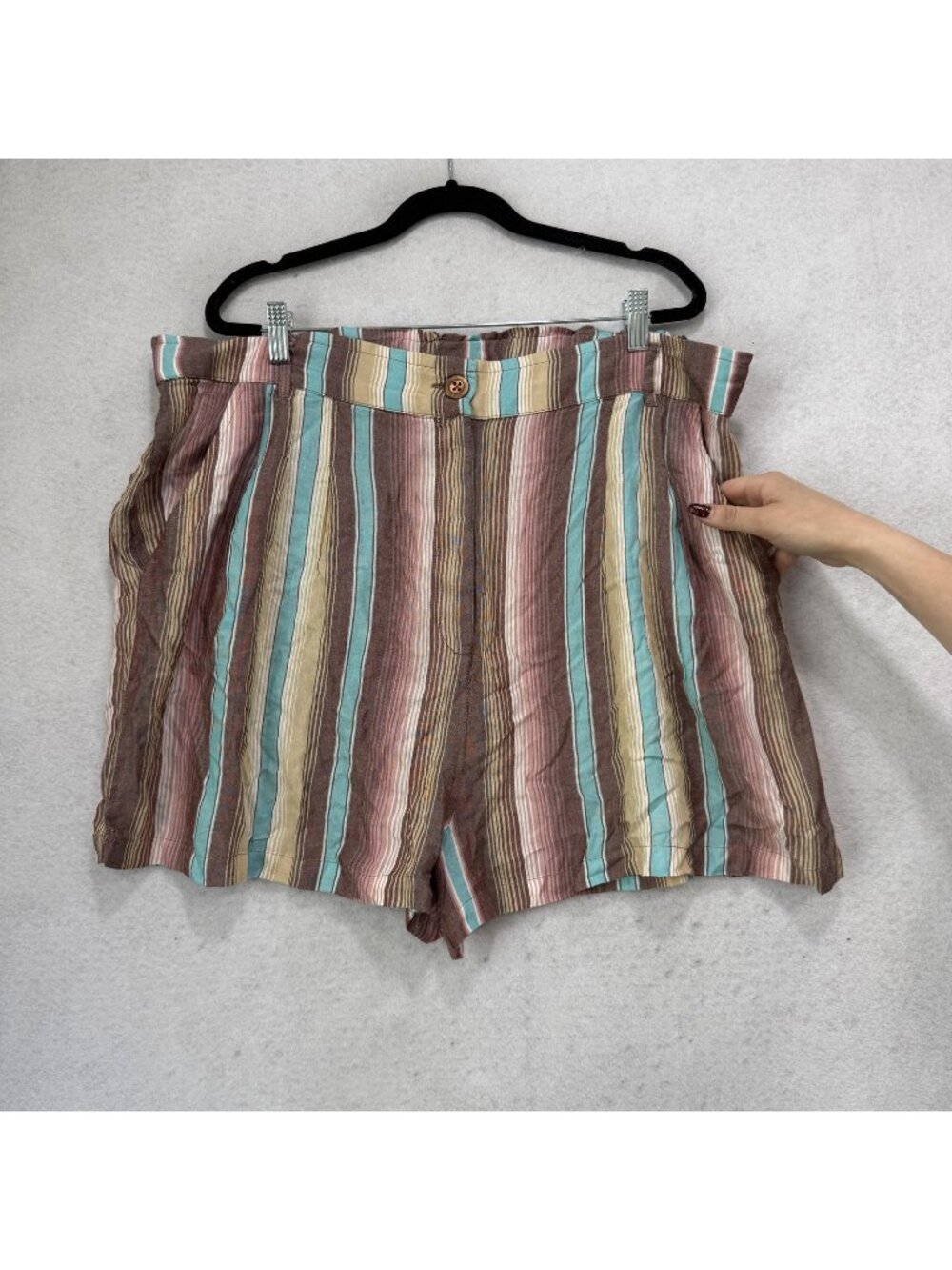 Ariat Baja Shorts Womens XXL Multicolor Vertical Stripe Rayon Chino Pleated